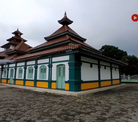 Melihat Arsitektur Unik Masjid Kuno Al Hikmah di Serang, Pertahankan Bangunan Asli Sejak Renovasi 1950