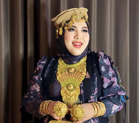 Source of 'Money Factory' Mira Hayati, Wealthy Entrepreneur who Went Viral after Donating to Ahmad Dhani