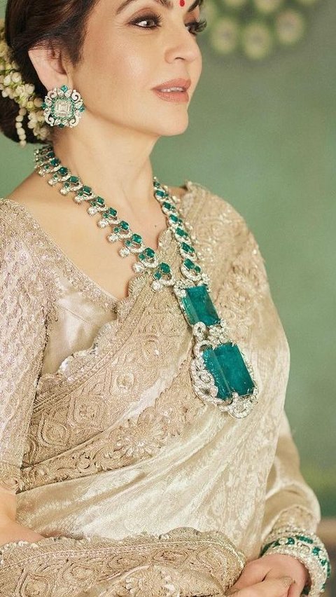 Perhiasan Dipakai Orang Terkaya India saat Pesta Pranikah Anaknya Bernilai Rp1 Triliun, Ada Kalung Berlian Zamrud