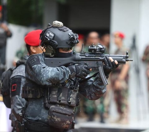 Bersenjata Lengkap, Begini Aksi Jenderal TNI Maruli Simanjuntak di Satgultor 81 Kopassus Taklukan Target Teror