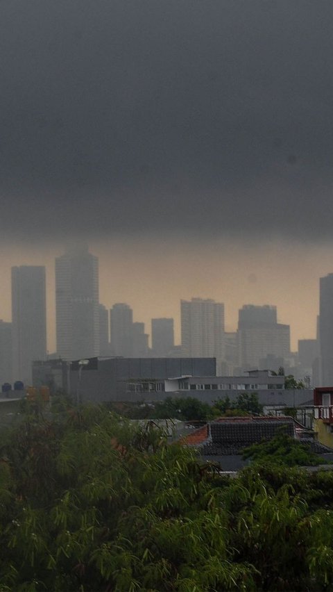 Waspada! Peringatan Dini Cuaca Ekstrem di Jakarta pada 8-14 Maret 2024 <br>