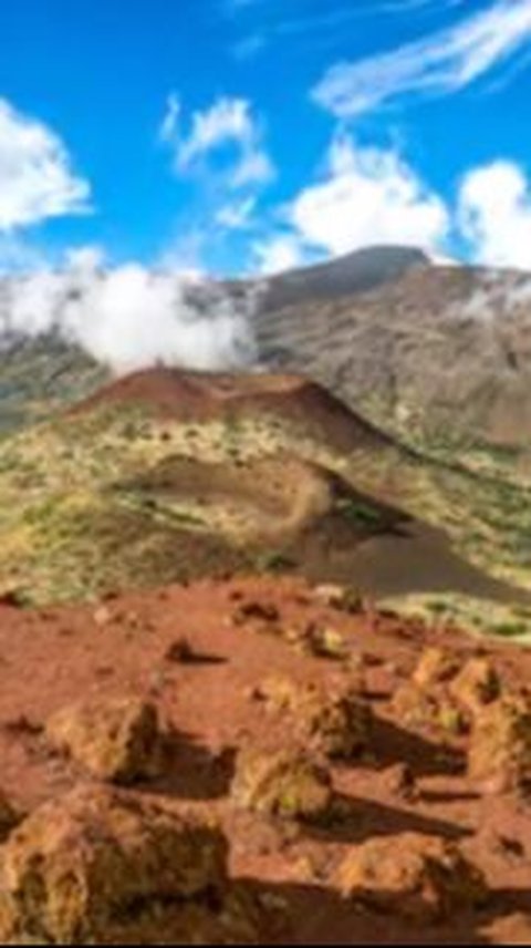 Gunung Mauna Kea (dari Dasar Lautan)