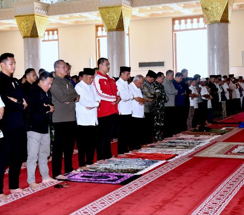 Telan Anggaran Rp101 Miliar dari APBD, Jokowi Resmikan Masjid Agung Madaniyah di Karanganyar