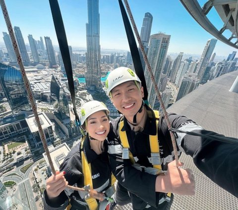 8 Portraits of Fun and Luxurious Vacation ala Nikita Willy and Husband in Dubai