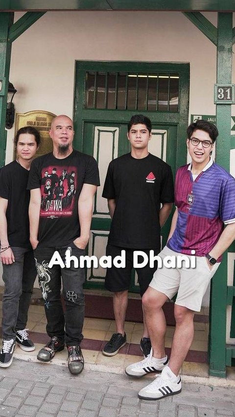 Ahmad Dhani dan Maia Estianty memiliki tiga putra yang telah memasuki dunia hiburan Indonesia dengan bakat masing-masing. 