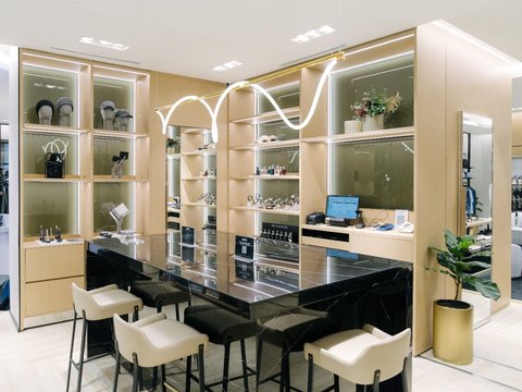 Give a 'Homey' Impression, BOSS Makes the Interior Even More Elegant