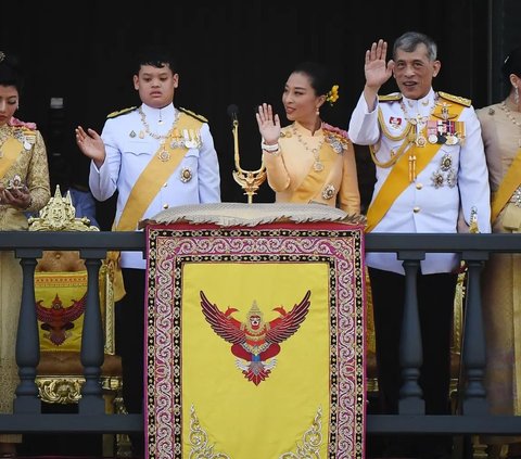 Thailand's Crown Prince Candidate Threatened to Fail Ascending the Throne for Marrying a Foreign Woman