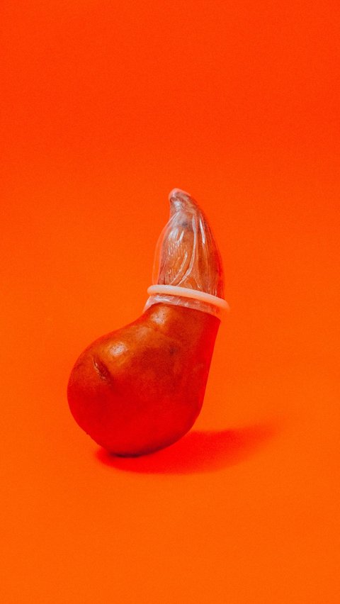 Cara Melepas Kondom yang Tersangkut