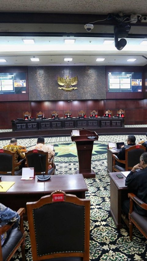 Hakim MK Sindir Saksi Kubu AMIN Minta Didahulukan: Sudah Terlambat, Minta Cepat Pula