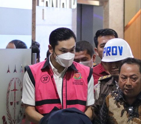 Husband Involved in Corruption Case, This Company Ends Cooperation Contract with Sandra Dewi