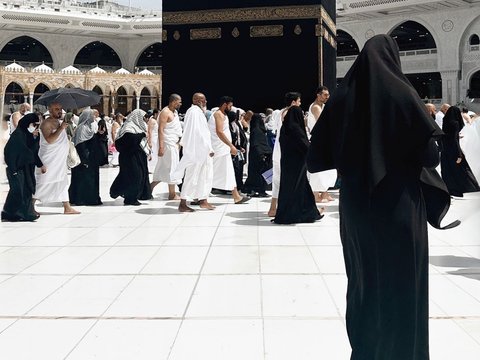 Deretan Artis Cantik yang Jalani Umrah Selama Ramadan 2024, Penampilannya Bikin Pangling