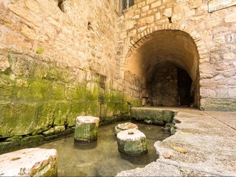 Arkeolog Temukan Kolam Tempat Yesus Sembuhkan Penglihatan Orang Buta