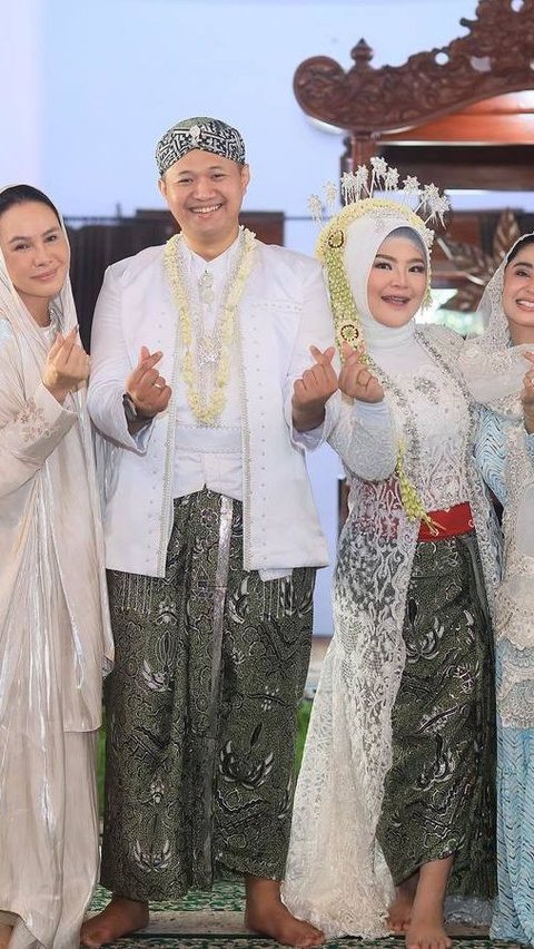 Selamat! Rosa Meldianti Melahirkan Anak Pertama, ini Momen Dewi Perssik saat Datang Menjenguk