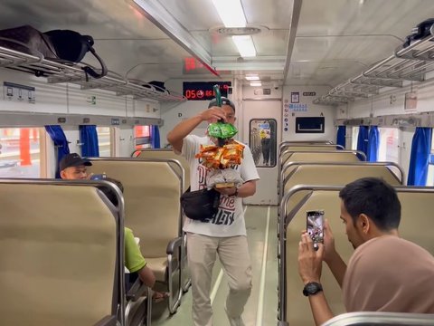 Nostalgia Kuliner Kereta Api Jarak Jauh Zaman Dulu, Ada Pecel yang Punya Ciri Khas di Tiap Kota