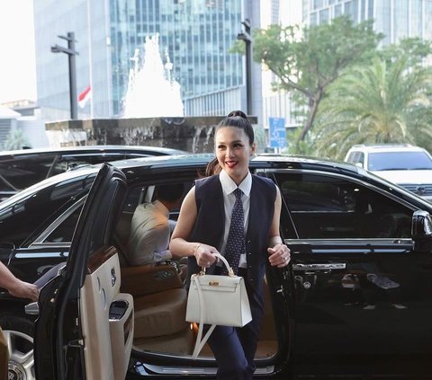 Unveiled! Turns out Sandra Dewi's Luxury Car Rolls Royce Has Not Paid Taxes, This is the Bill