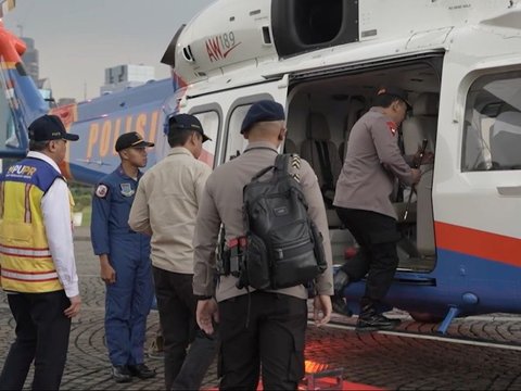 Kapolri Naik Heli Bareng Menko Polhukam Tinjau Kesiapan Arus Mudik di Merak