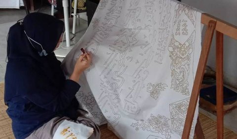 Metode Pewarnaan Batik Kembang Mayang