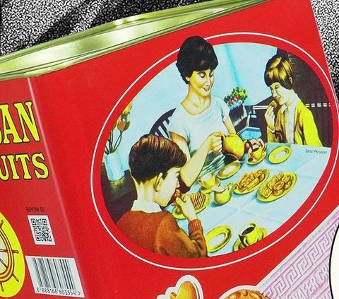 Revealed! The Illustrator Behind the Legendary Khong Guan Biscuit Can