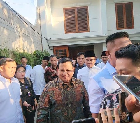 Prabowo Gelar Open House di Kertanegara, Agus Gumiwang hingga Aburizal Bakrie Hadir