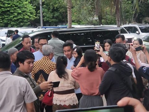 Gibran Sekeluarga Rayakan Lebaran di Rumah Prabowo