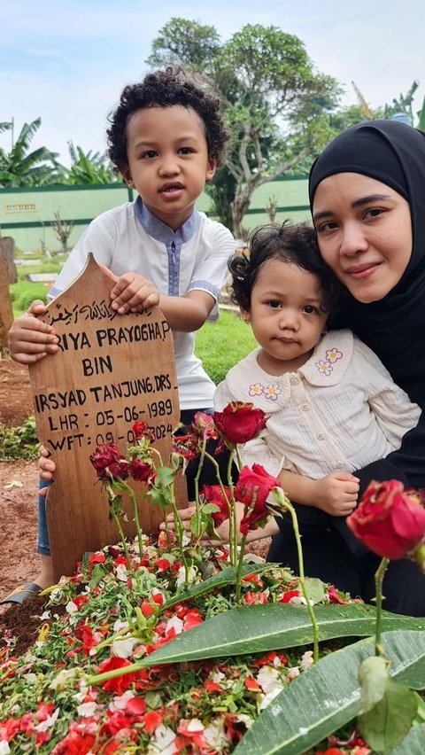 8 Portraits of Babe Cabita's Wife and Children Visiting on Eid Day, Revealing Messages at the End of Life