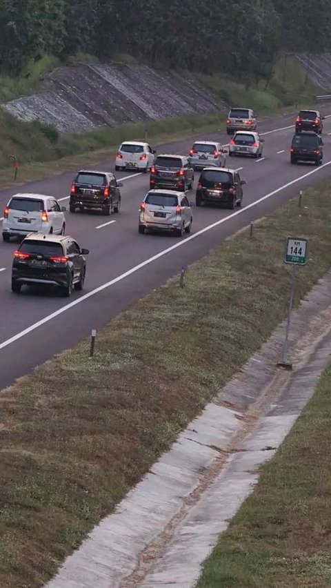 Lalu Lintas Lancar, One Way Km 72 Tol Cipali sampai GT Kalikangkung Dihentikan