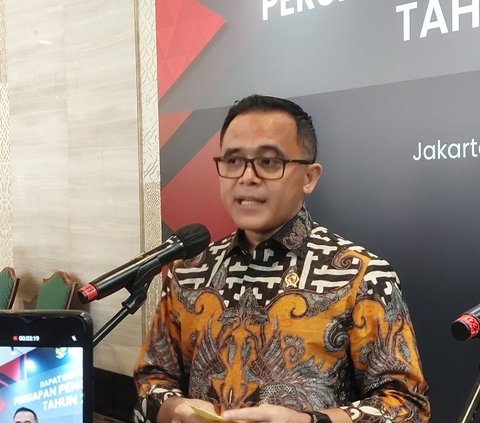 Menteri Anas Ingatkan PNS Dilarang Perpanjang Libur Lebaran