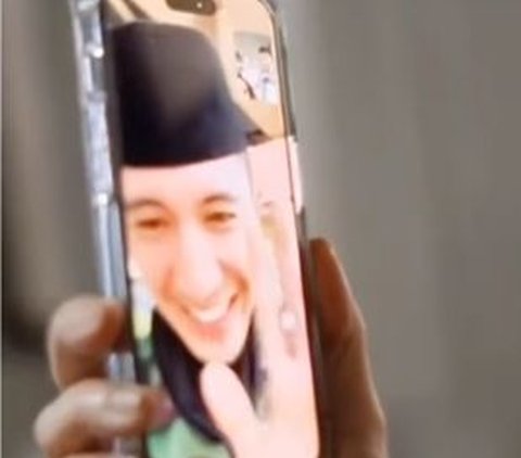 Lebaran Without a Future Husband, Ayu Ting Ting Shows Off Bucin Moment with Muhammad Fardana Through Video Call