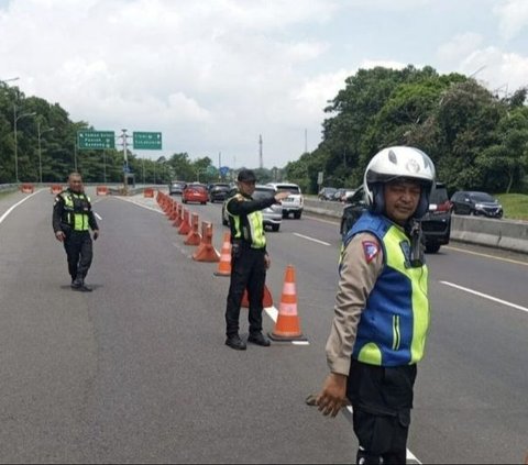 Prioritaskan Kendaraan Turun, Akses Keluar Puncak Bogor Ditutup Sementara