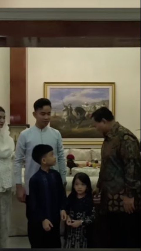 Celebrate Eid al-Fitr 2024, Prabowo Gives a Horse to Jan Ethes: Do You Prefer White or Gold?