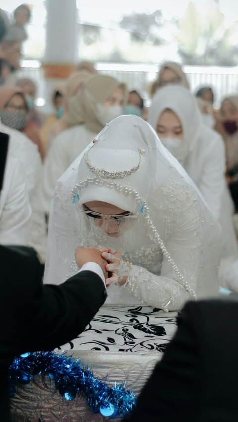 The reason for getting married in the month of Syawal is highly recommended in Islam, not just a tradition.