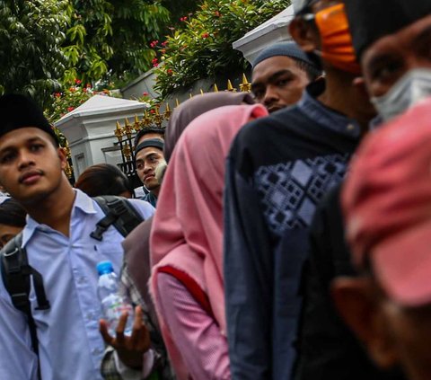 Jokowi Lebaran ke Medan, Kunjungi Anak dan Menantu serta Cucunya