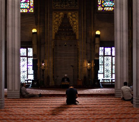 Worship Becomes Weak After Ramadan, Here Are Tips to Maintain Worship Devotion After the Fasting Month