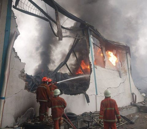 Dua Rumah Terbakar di Tangsel saat Ditinggal Mudik, Kerugian Mencapai Rp900 Juta