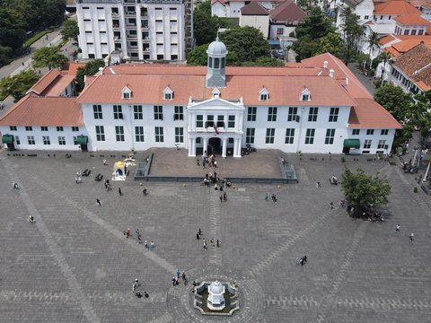 FOTO: H+2 Idulfitri, Kawasan Kota Tua Tetap Menjadi Lokasi Primadona Liburan Keluarga