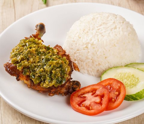 Chicken Sambal Ijo Recipe Without Oil, Can Be a High Protein Diet Menu