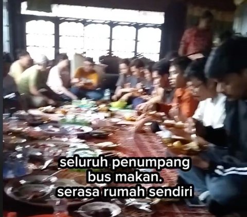 Lebaran Pertama Masih dalam Perjalanan Mudik, Sopir Bus Ini Bawa Seluruh Penumpang ke Rumah Mertua dan Beri Makan Gratis