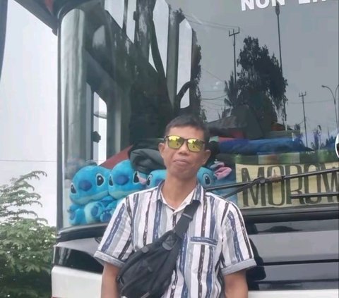 Lebaran Pertama Masih dalam Perjalanan Mudik, Sopir Bus Ini Bawa Seluruh Penumpang ke Rumah Mertua dan Beri Makan Gratis