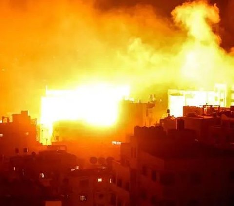 Negara Israel memiliki 612 pesawat terbang dan 241 jet tempur. Selain itu juga memiliki 146 helikopter dan 48 Helikopter tempur atau penyerang.