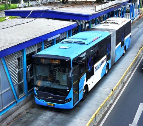 Antisipasi Lonjakan Arus Balik, Transjakarta Beroperasi Mulai Dini Hari di Terminal Pulogebang