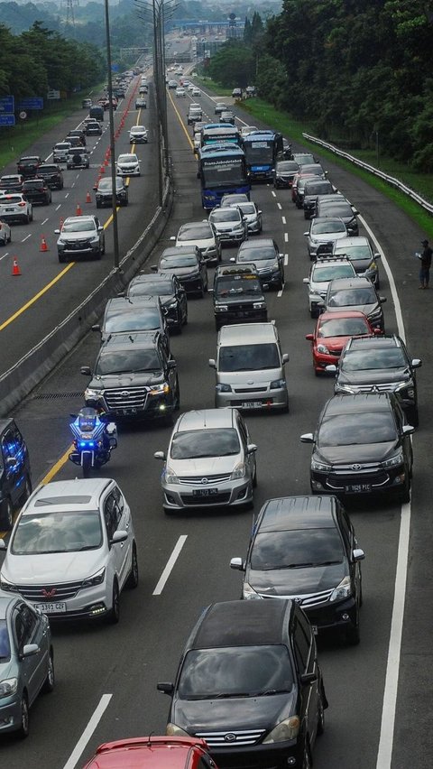 Catat! Segini Saldo Minimal E-Toll yang Dibutuhkan Pemudik dari Semarang dan Surabaya Tujuan Jabodetabek