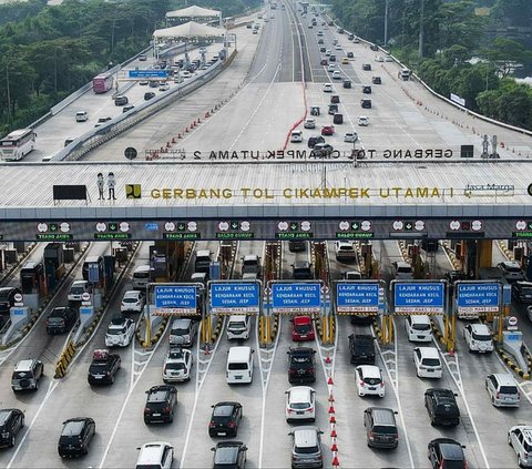 Urai Kemacetan Arus Balik, 32 Gardu Transaksi di GT Cikatama Dibuka