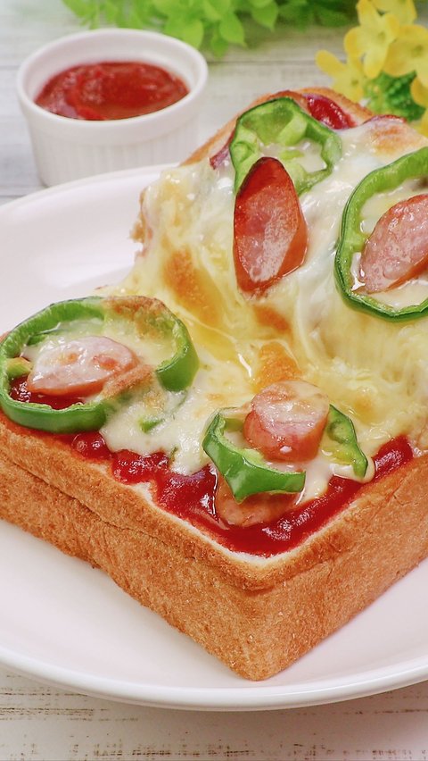 Bikin Pizza Toast untuk Menu Sarapan Praktis dan Bikin Kenyang