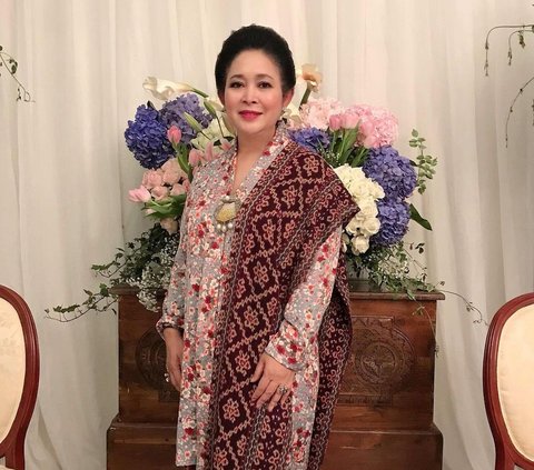 Titiek Soeharto baru saja genap berusia 65 tahun pada Minggu (14/4) kemarin.