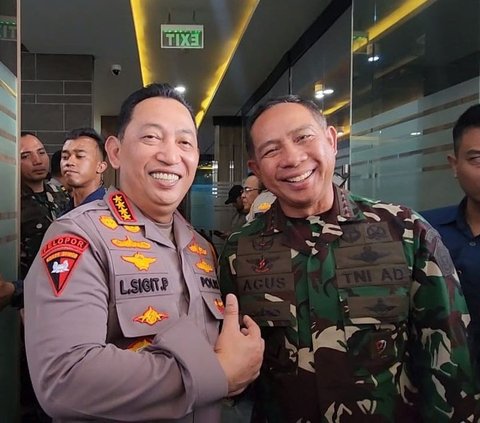 Kapolri Jenderal Listyo Sigit Prabowo menyatakan masalah bentrokan antara prajurit TNI AL dengan Brimob Polri di Pelabuhan Sorong, Papua Barat, Sabtu (14/4) sudah selesai.