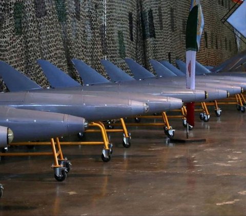 Ternyata Ini Sumber Uang Iran hingga Bisa Serang Israel Pakai 300 Rudal dan Drone