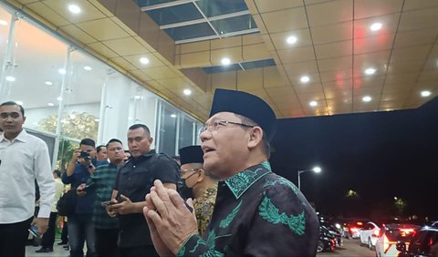 Mardiono enggak menjawab detail saat ditanya apakah kehadirannya dalam silaturahmi digelar Partai Golkar sinyal gabung dengan koalisi Prabowo-Gibran.