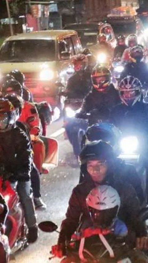 Arus Balik Lebaran Malam Ini, Pemudik ke Jakarta Menyemut di Pantura hingga Arteri Karawang