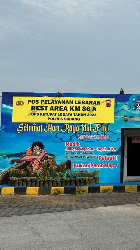 Berikut Rest Area yang menyediakan distribusi bensin kemasan dan motoris: