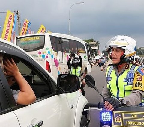 Melihat Foto Pensiunan Jenderal Polisi 10 Tahun Lalu, Gagah Berseragam Masih Bintang 2 di Pundak